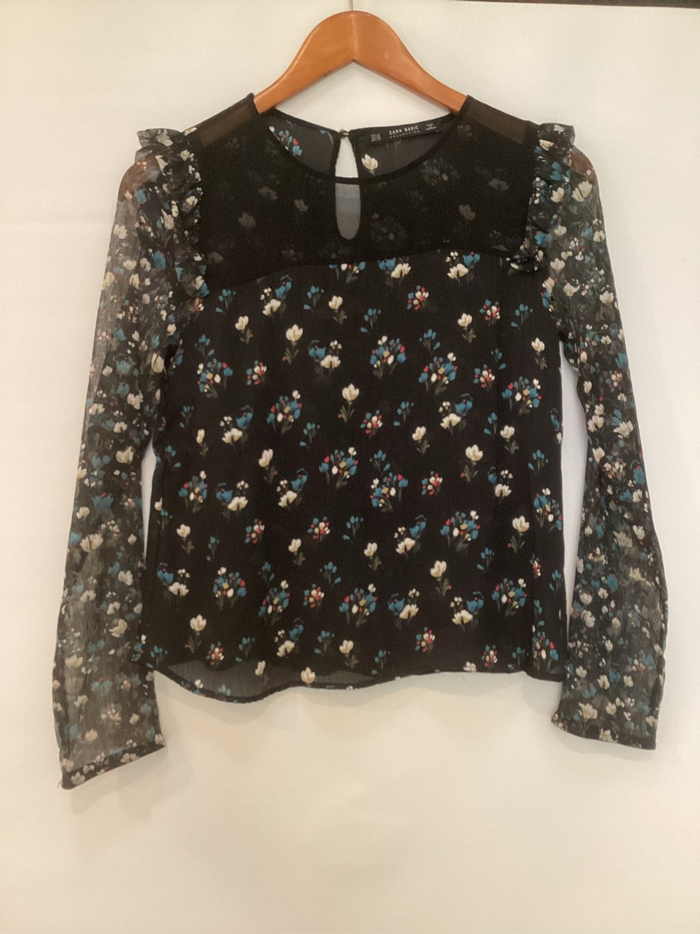 Zara Basic Chiffon Long-Sleeve Blouse in Black and floral